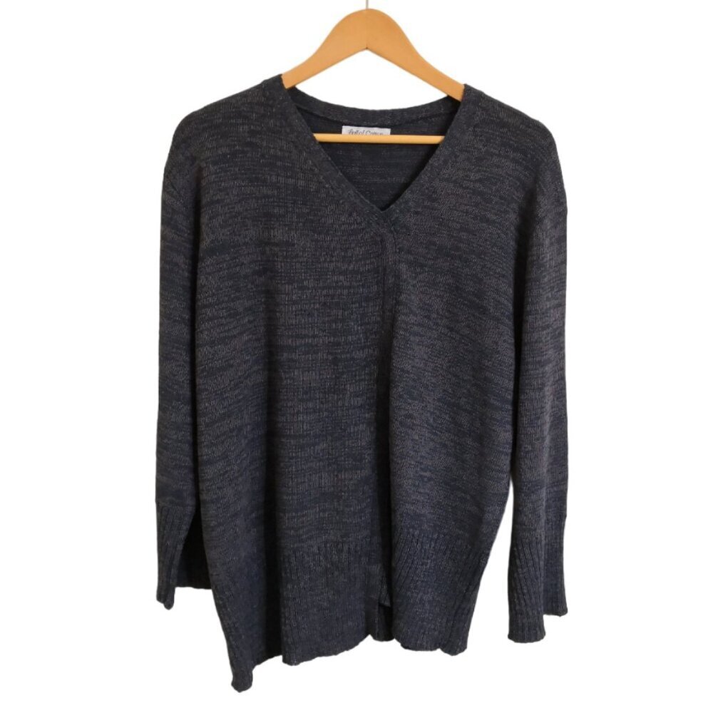 NWOT Ball Of Cotton Asymmetry Hem Sweater Gray Heather Size L